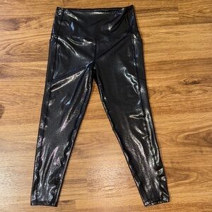 Shiny Metallic Black Silver Workout Yoga Leggings M